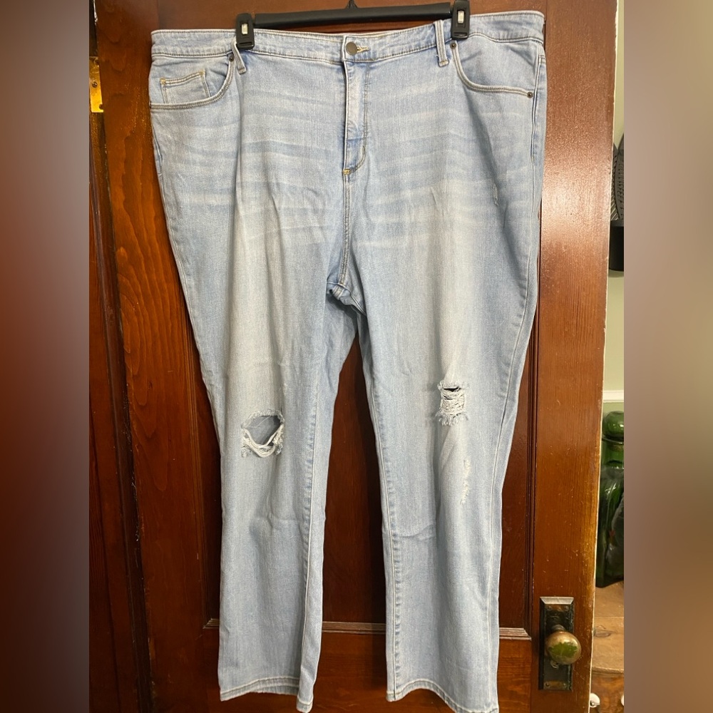 Women’s plus Universal Thread Blue Boyfriend Jeans